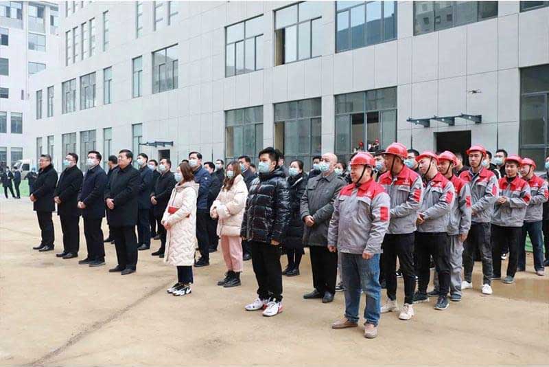 市中区各部门（局、街道）主要负责人及中海生物技术部分员工和施工团队参加开工仪式